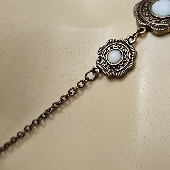 STATEMENT BIB STYLE NECKLACE WITH ORANGE,BLUE,AND WHITE STONES - Picture 6 of 8